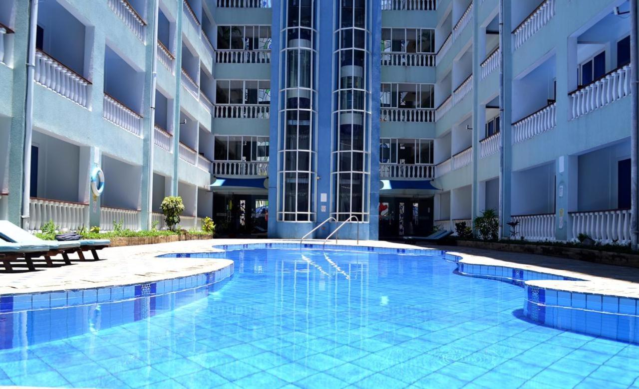 Rosy Sea Front Beach Condo Bamburi Exterior photo